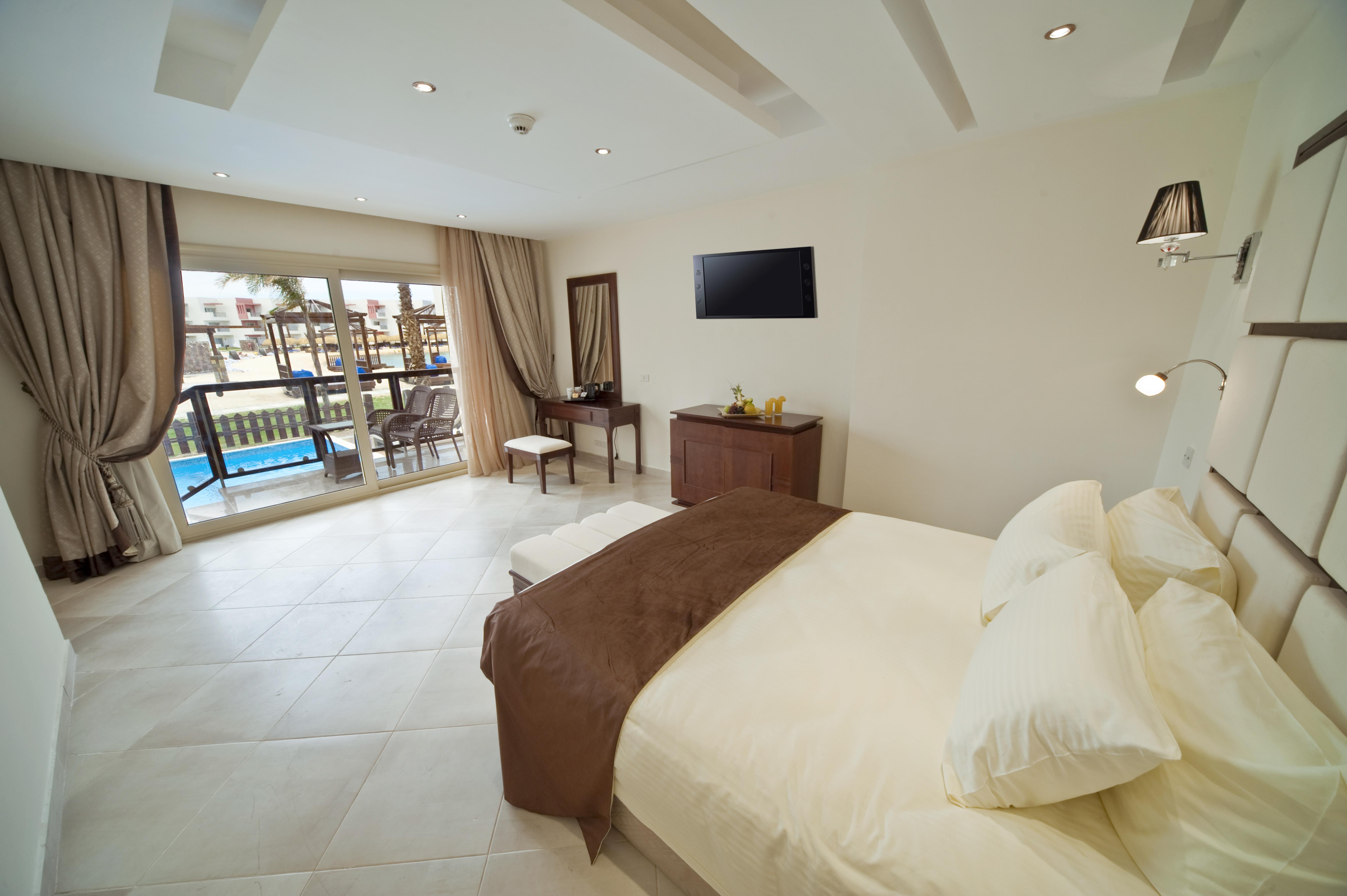 Sunrise Crystal Bay Resort -Grand Select (Adults Only) 후르가다 외부 사진 A hotel room